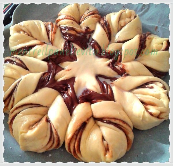 Fiore di  pan brioches alla nutella