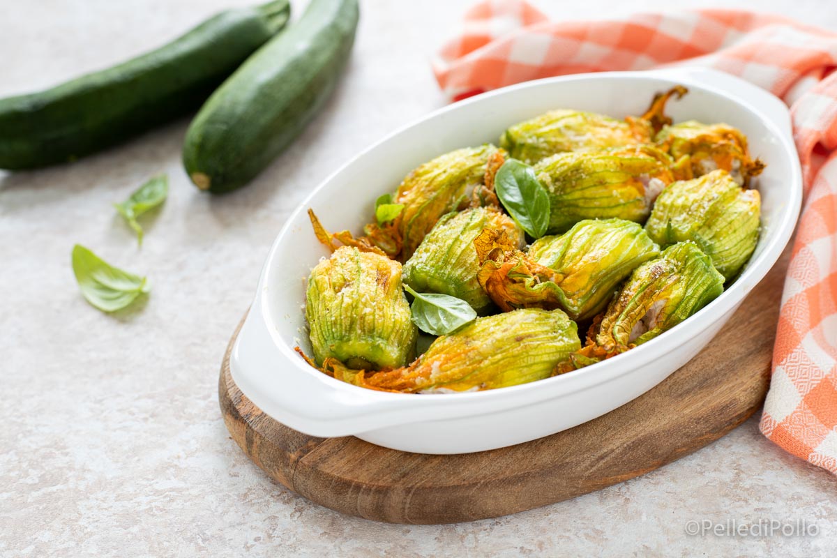 Fiori di zucca ripieni al forno