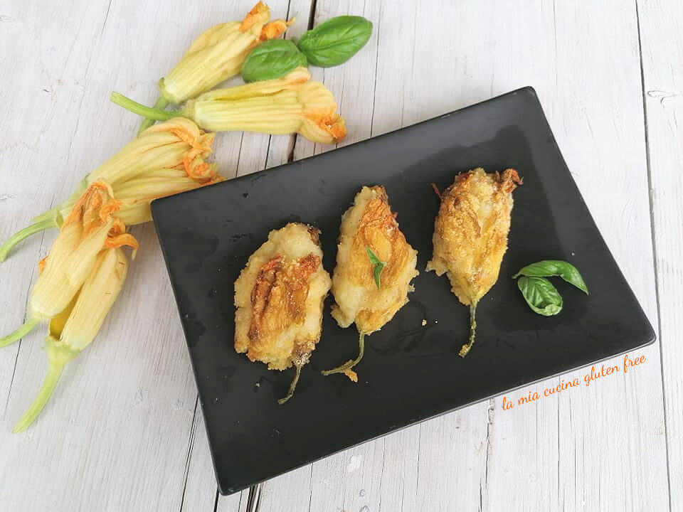 Fiori di zucca ripieni di patate