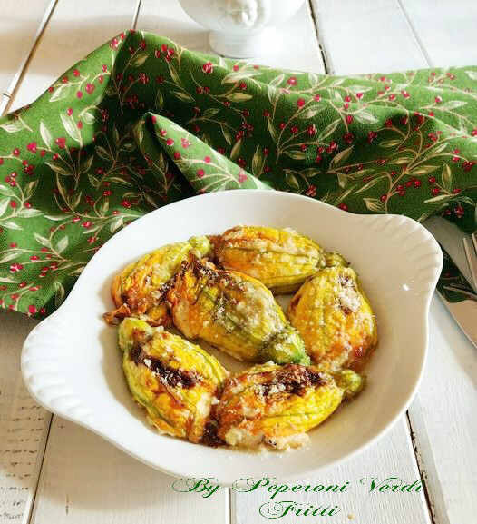 Fiori di zucca ripieni di patate