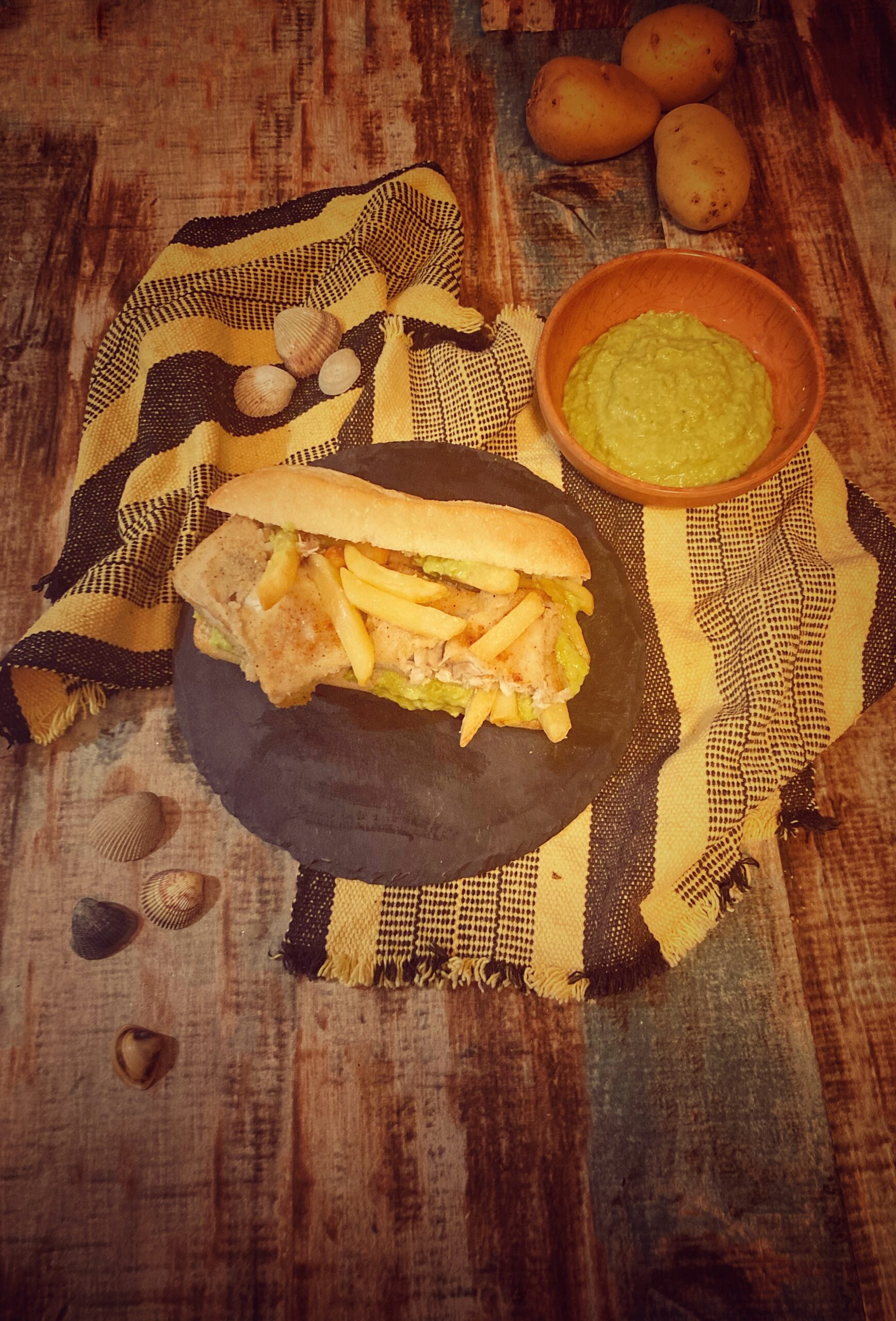 Fish and chips butty (gran bretagna)