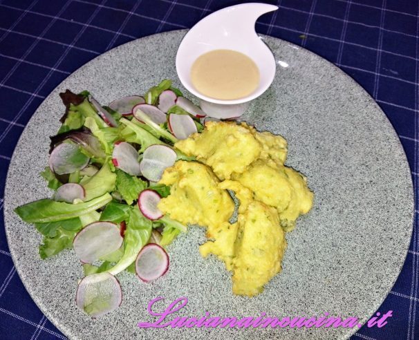 Fish cake e salsa pink