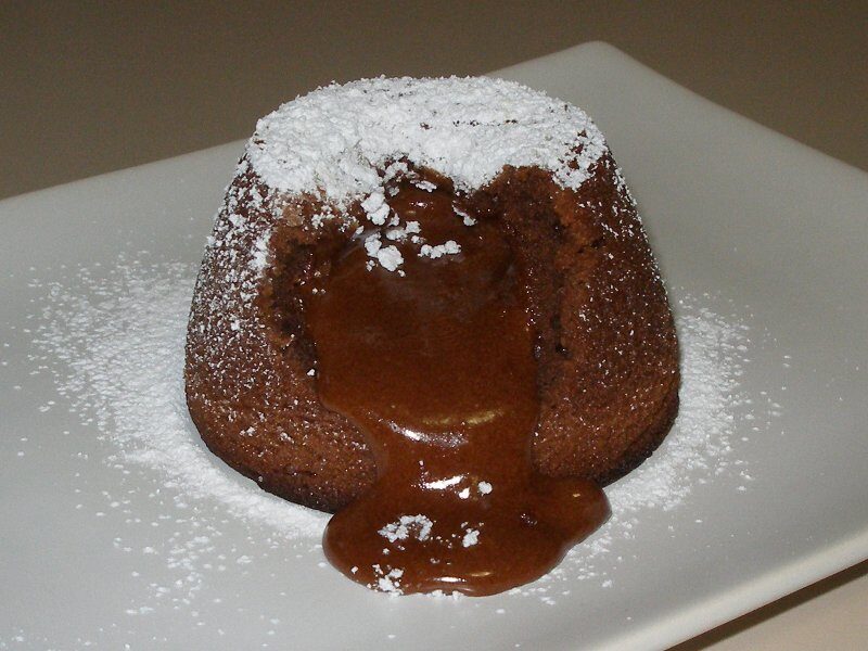 Flan al cioccolato con cuore morbido
