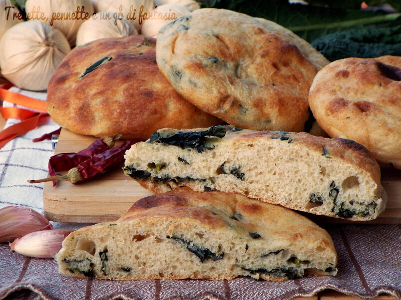 Focacce morbide con cavolo nero toscano
