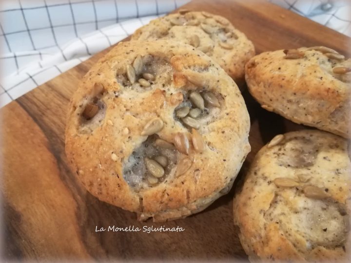 Focaccelle con saraceno e riso integrale con semi