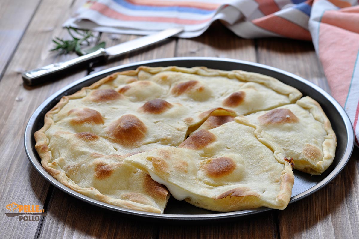 Focaccia al formaggio