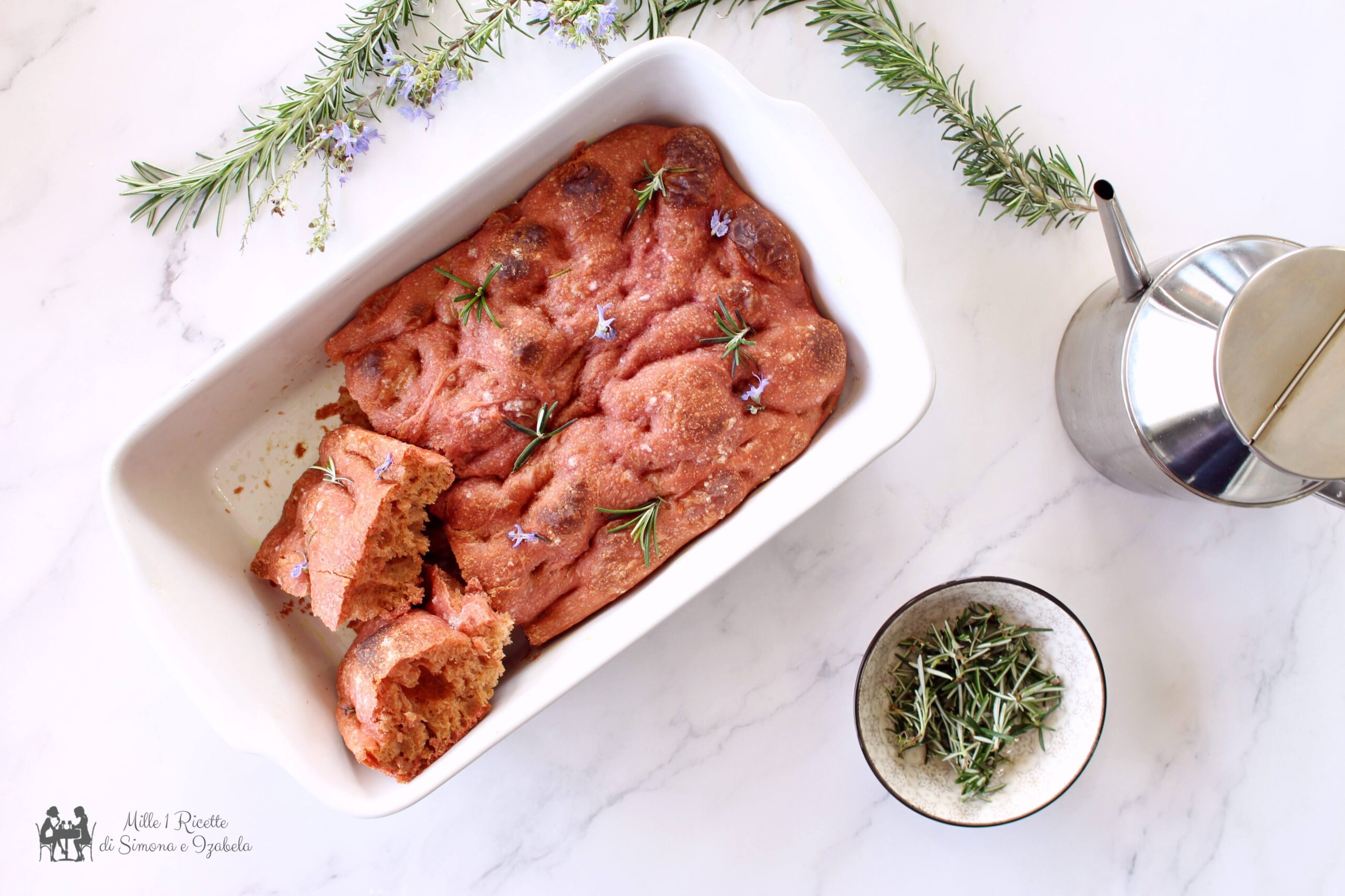 Focaccia alla barbabietola