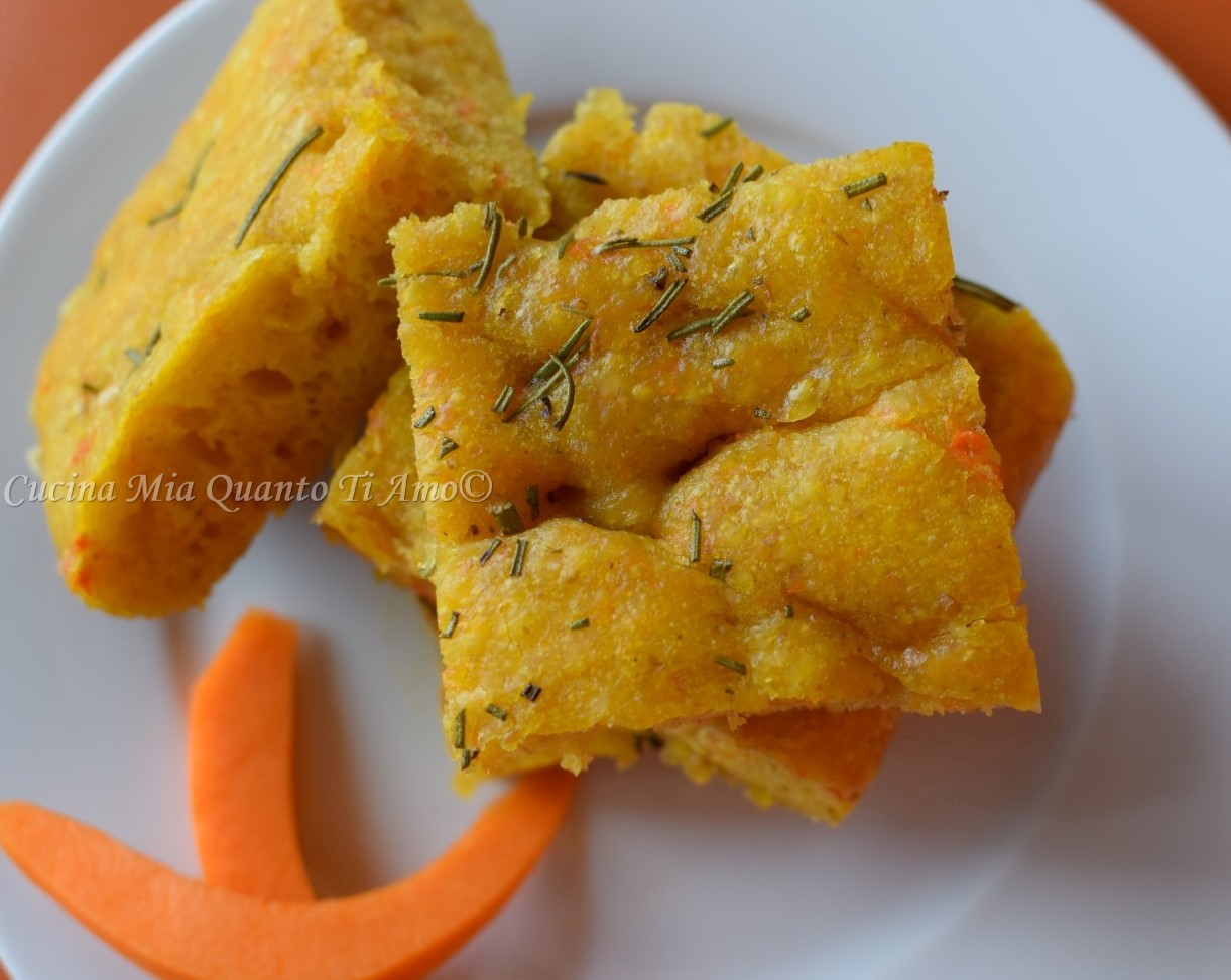 Focaccia alla zucca con lievito madre