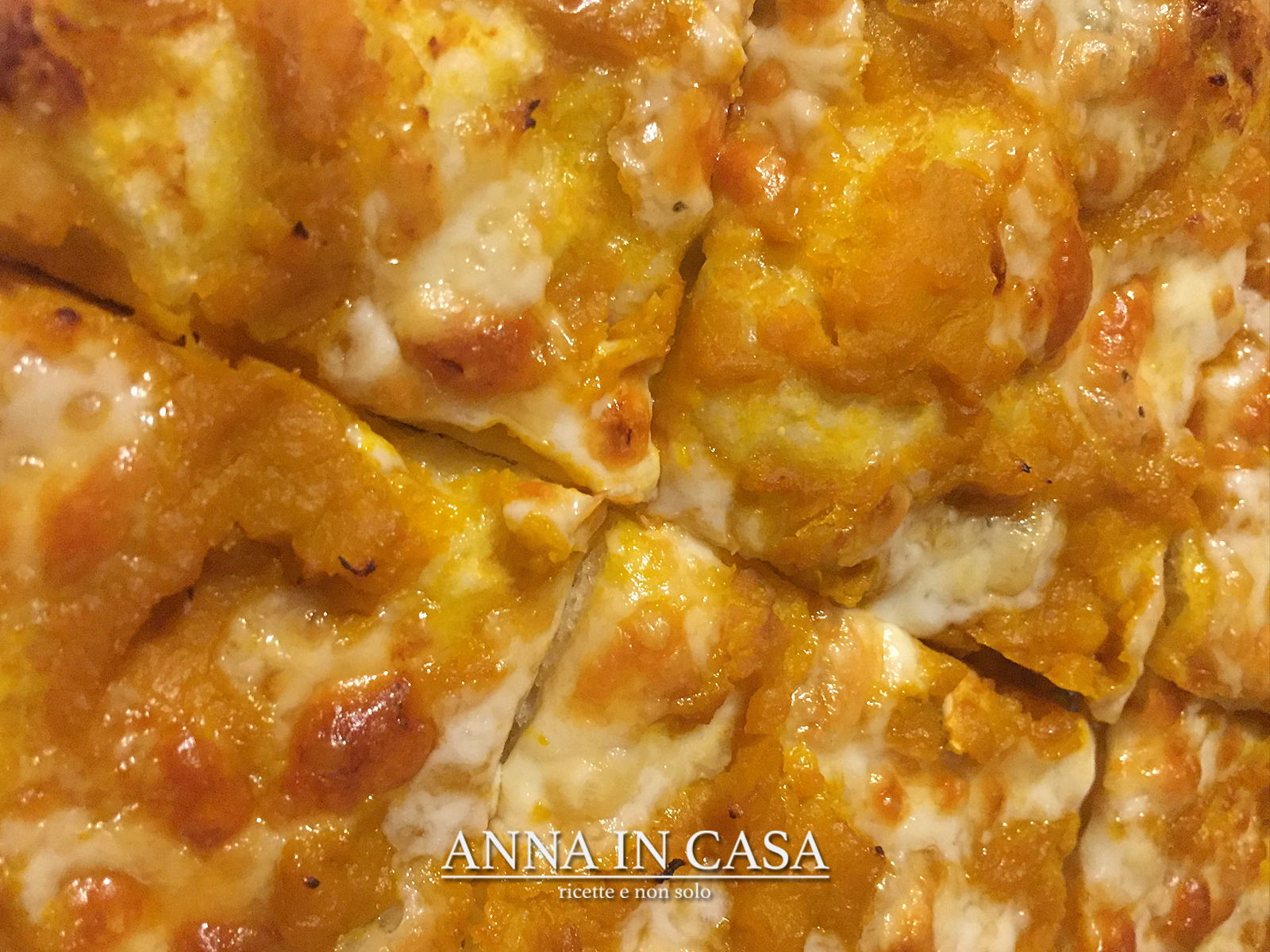 Focaccia alta zucca e brie