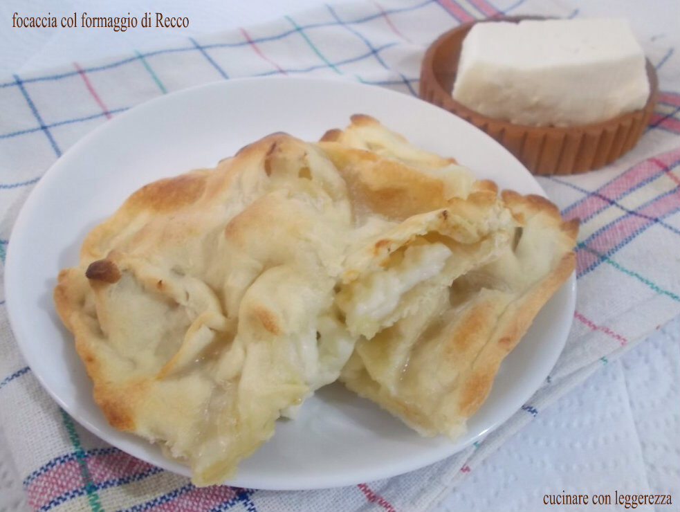 Focaccia col formaggio di recco