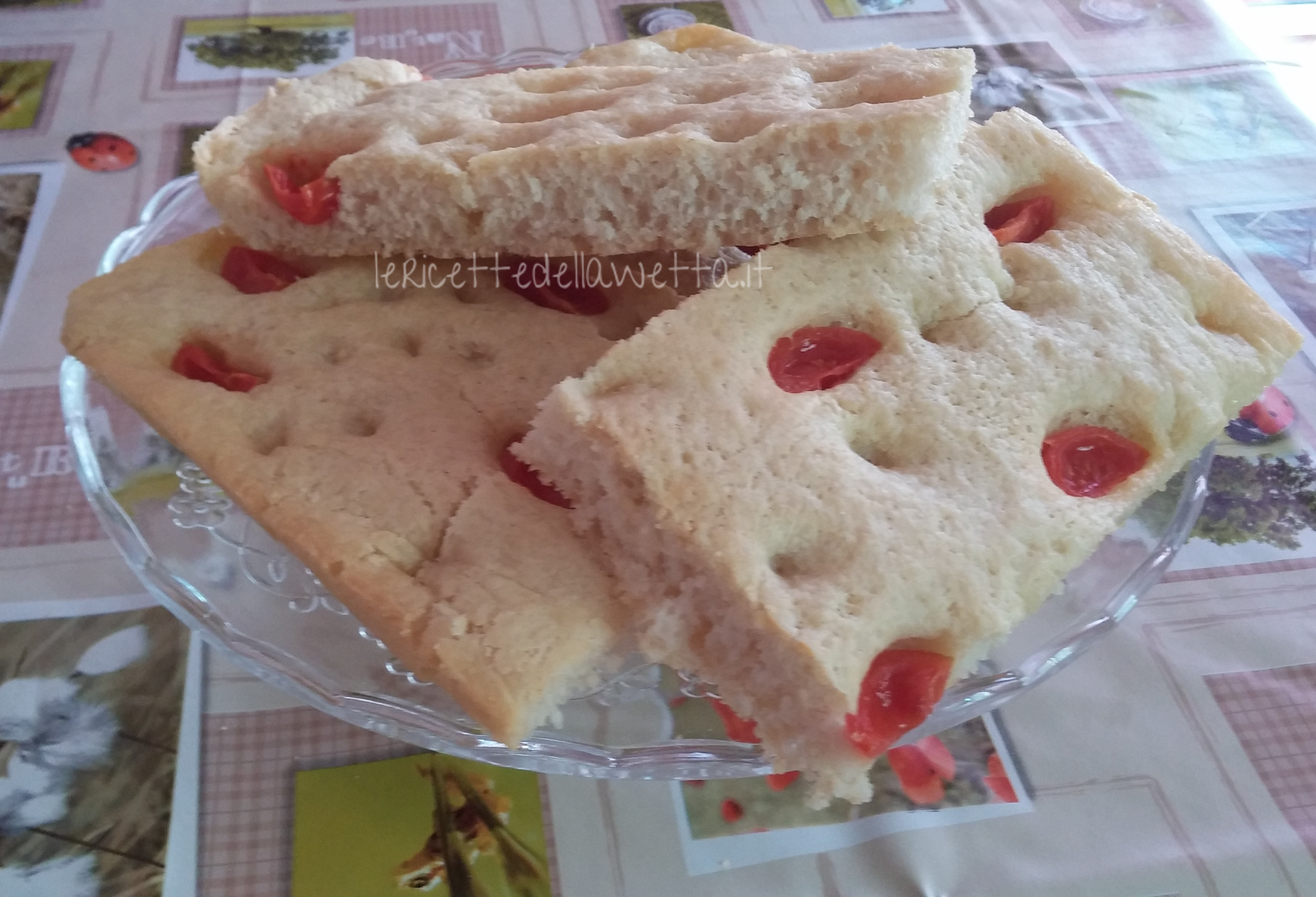 Focaccia con pomodorini