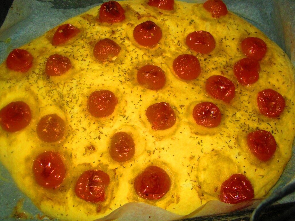 Focaccia con pomodorini