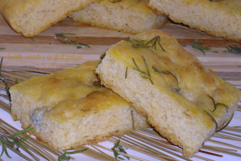 Focaccia con zucca e gorgonzola