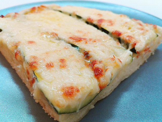 Focaccia con zucchine