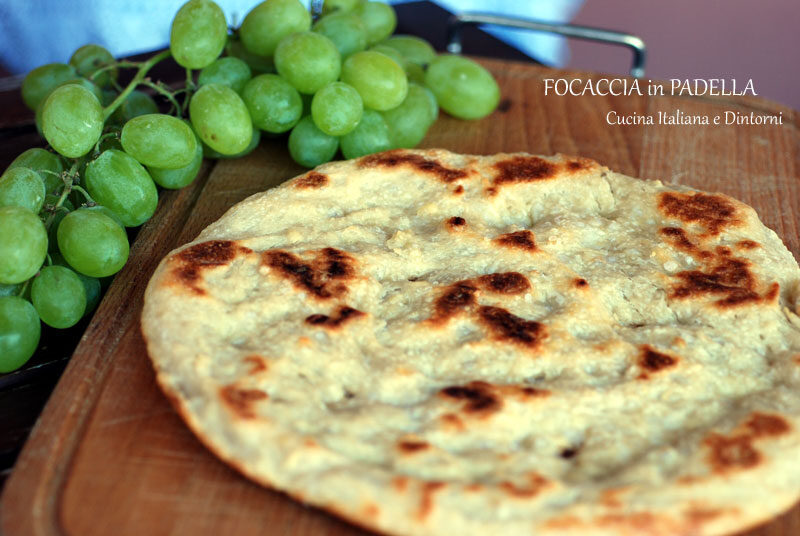 Focaccia cotta in padella