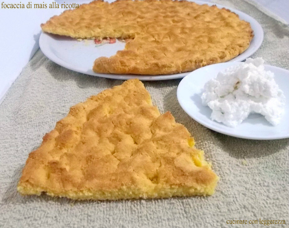 Focaccia di mais alla ricotta