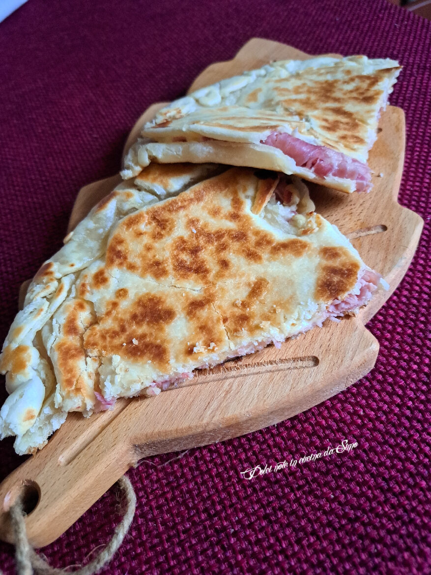 Focaccia di pasta brisee’ cotta in padella