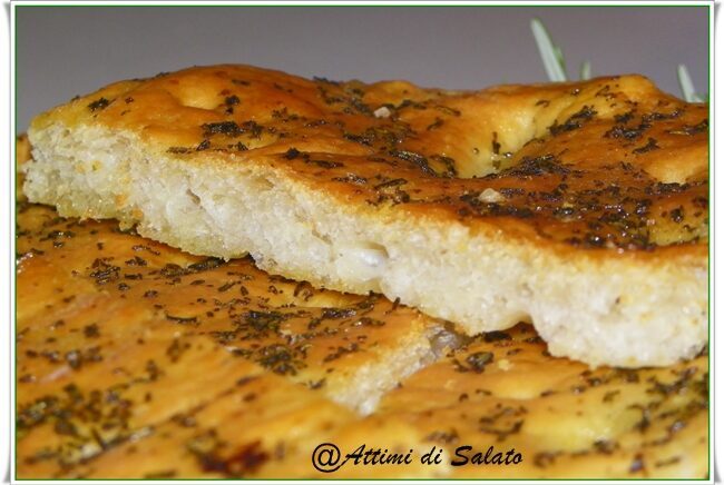 Focaccia di patate al rosmarino
