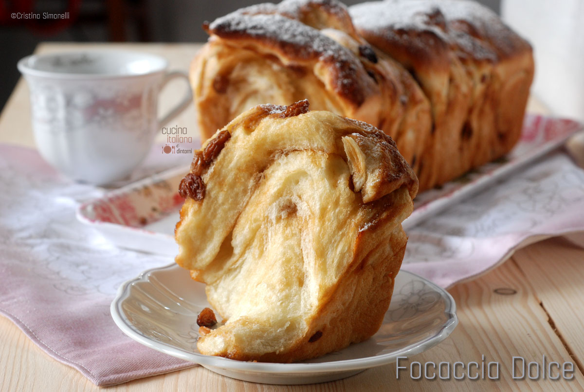 Focaccia dolce