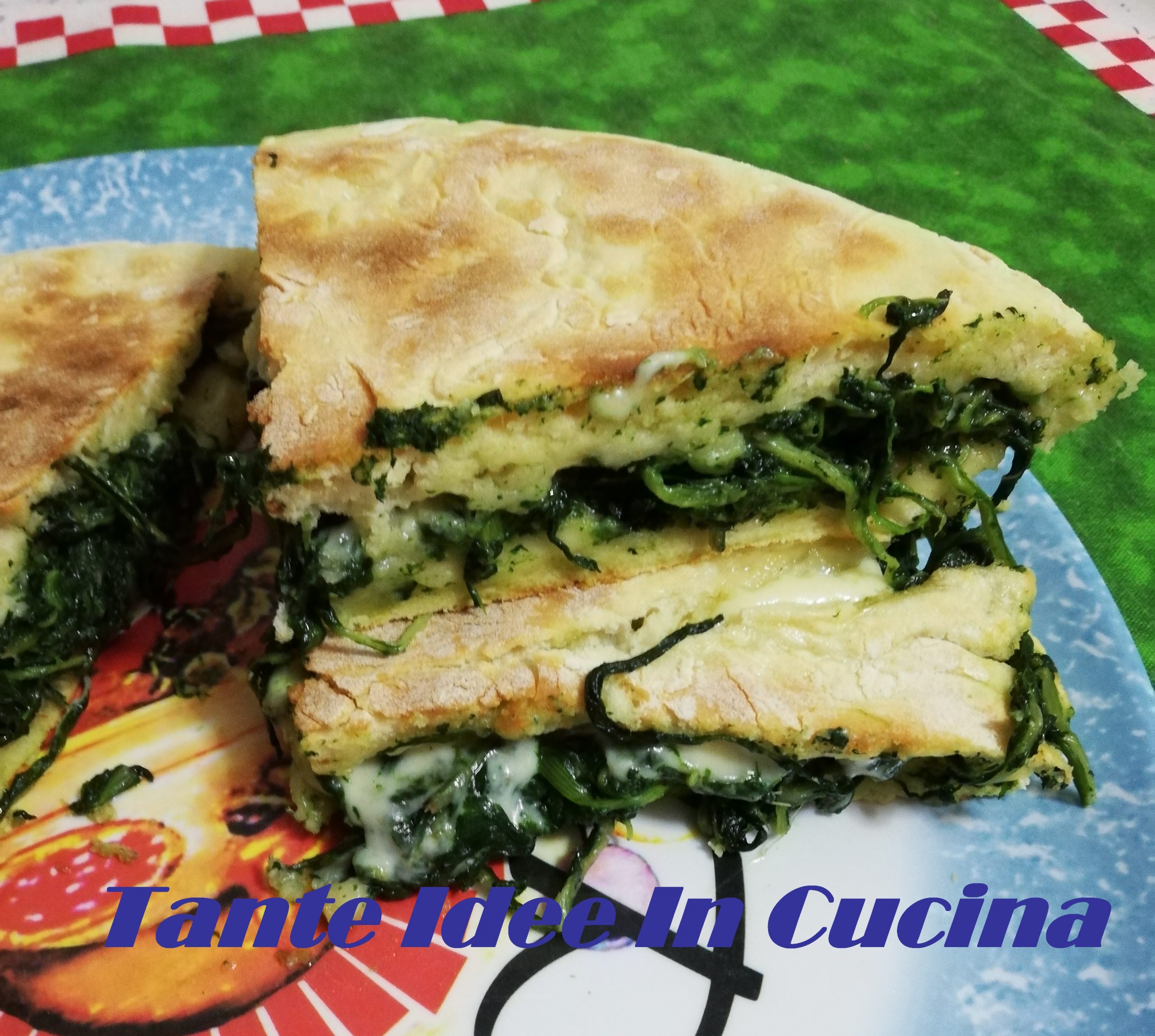 Focaccia farcita in padella