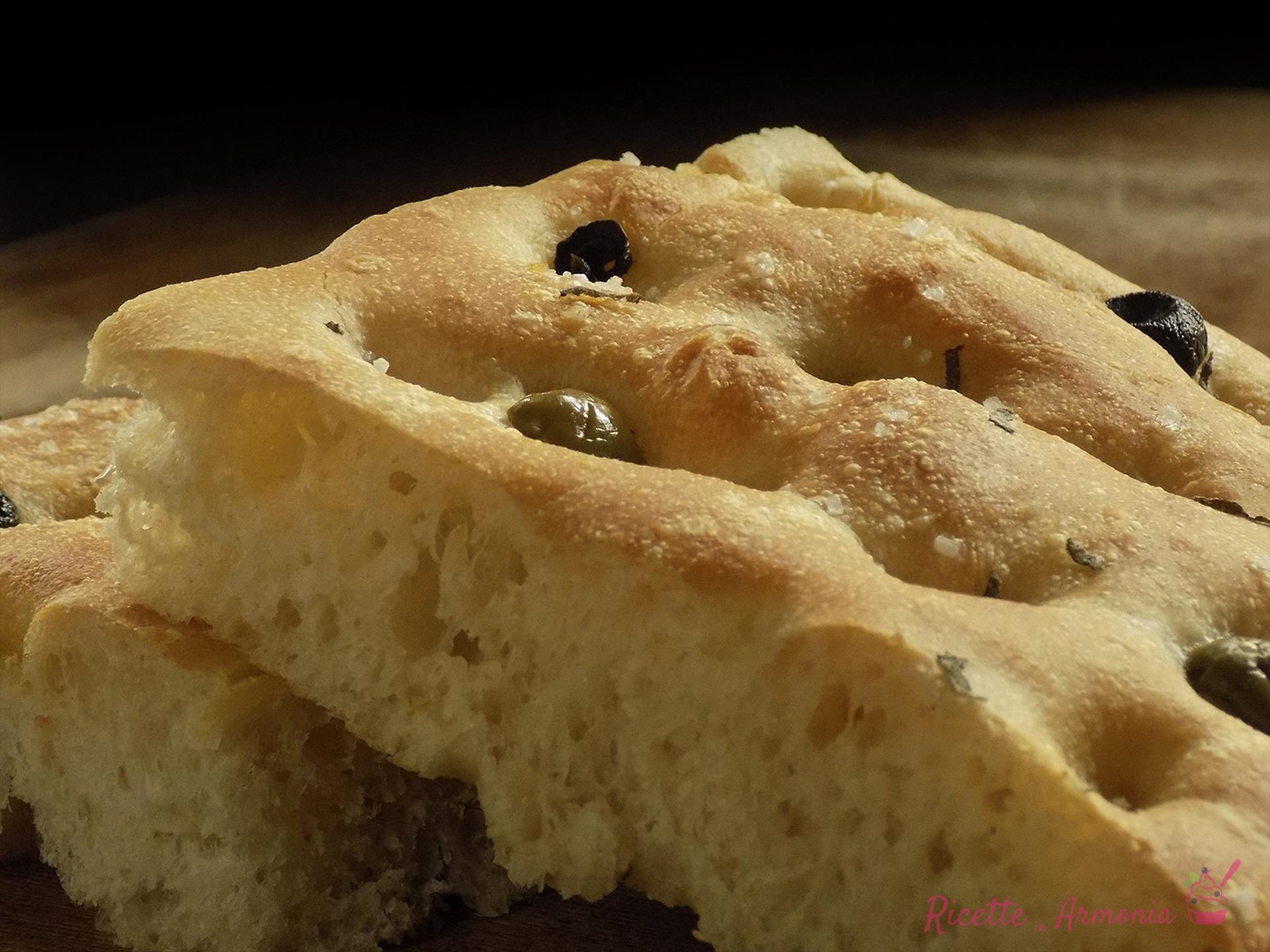 Focaccia genovese: la ricetta originale
