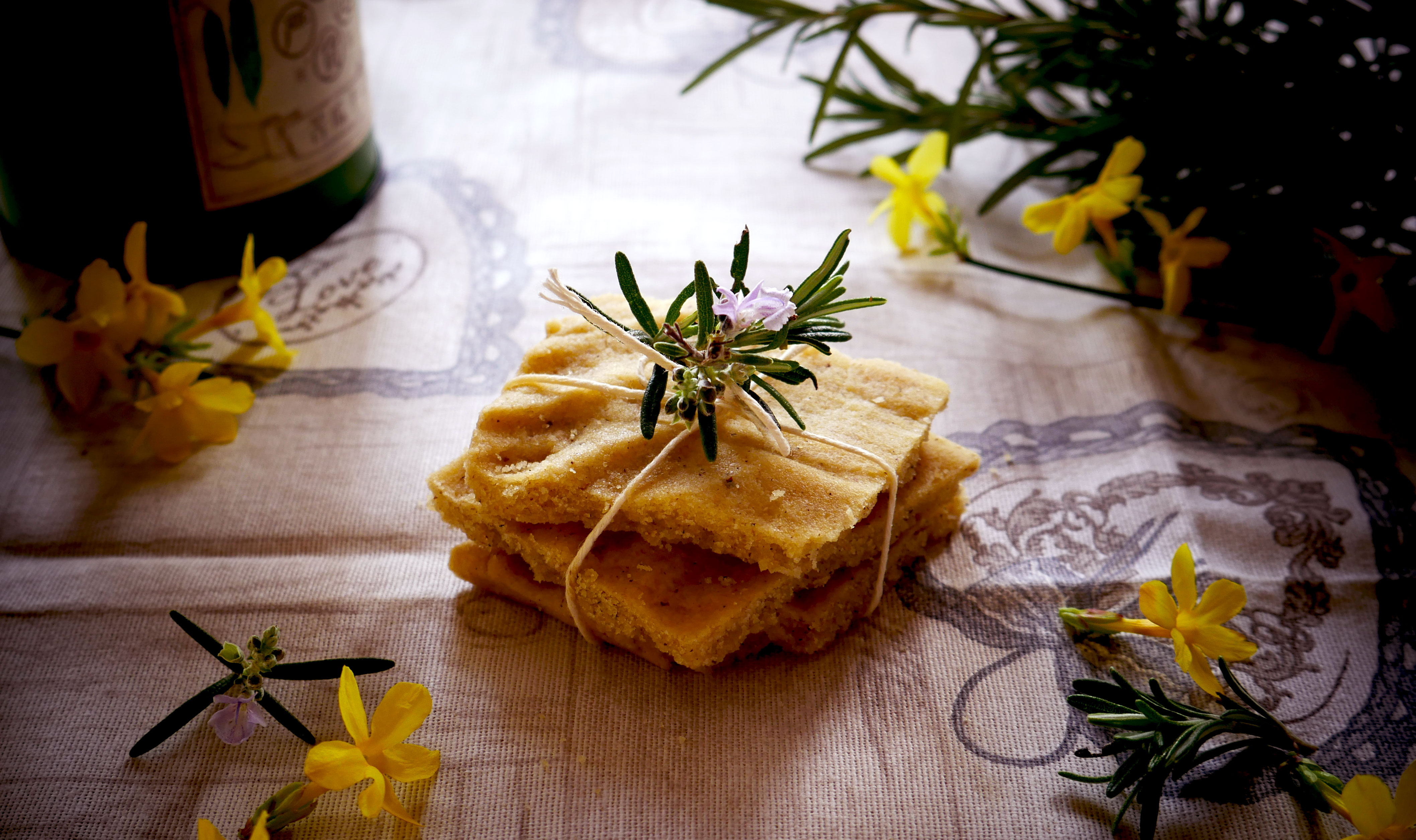 Focaccia glutenfree profumata con rosmarino
