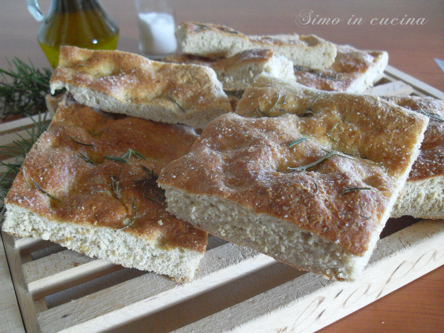 Focaccia integrale morbida