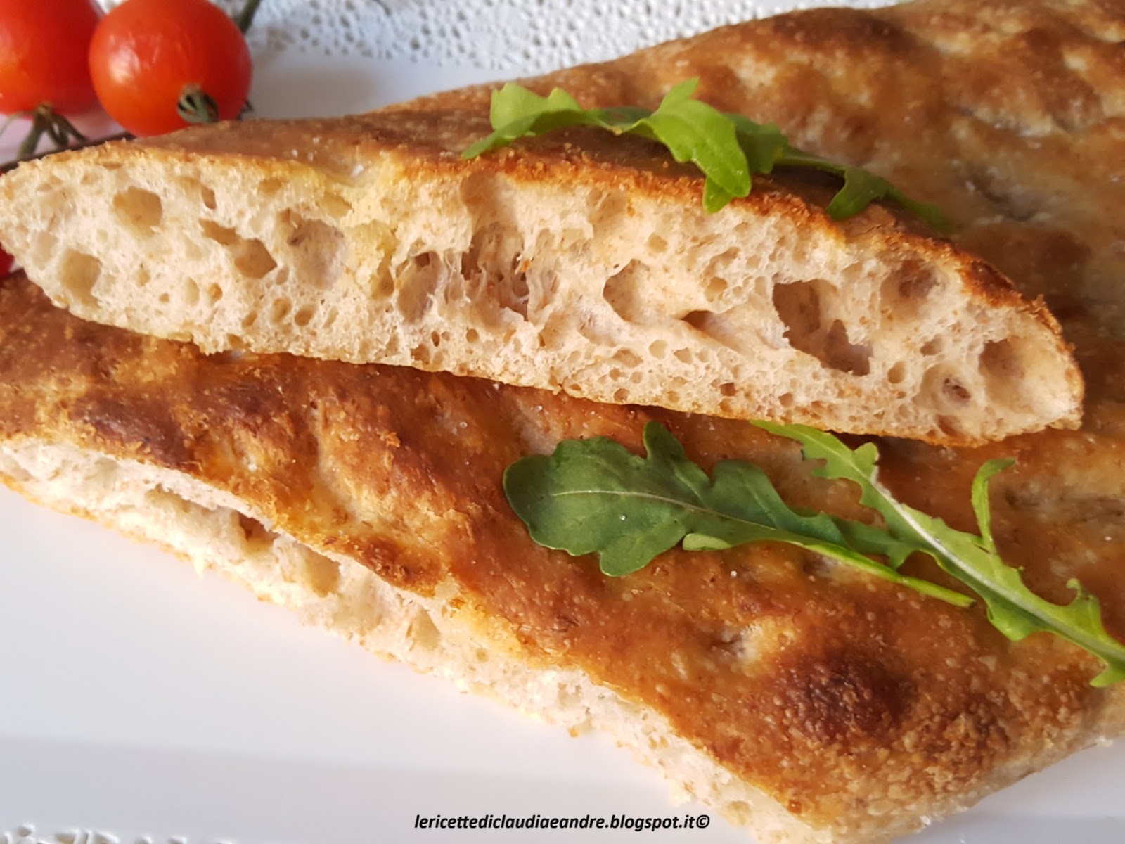 Focaccia morbida con crusca e lievito madre
