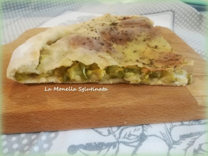 Focaccia ripiena di zucchine e stracchino