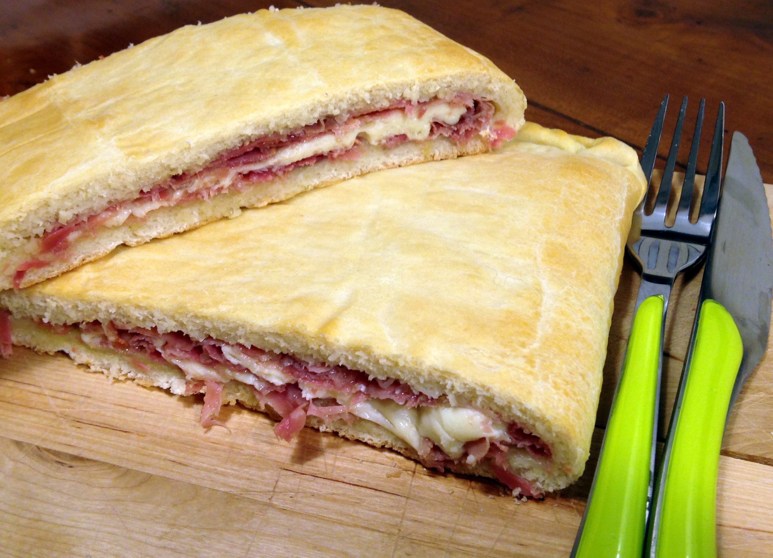 Focaccia ripiena