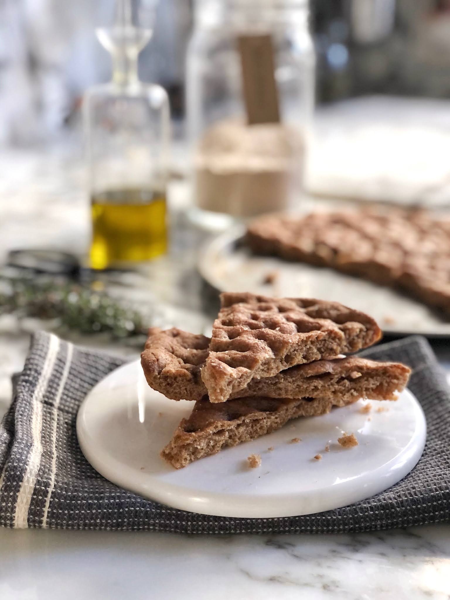 Focaccia secca integrale, perfetta per ogni occasione