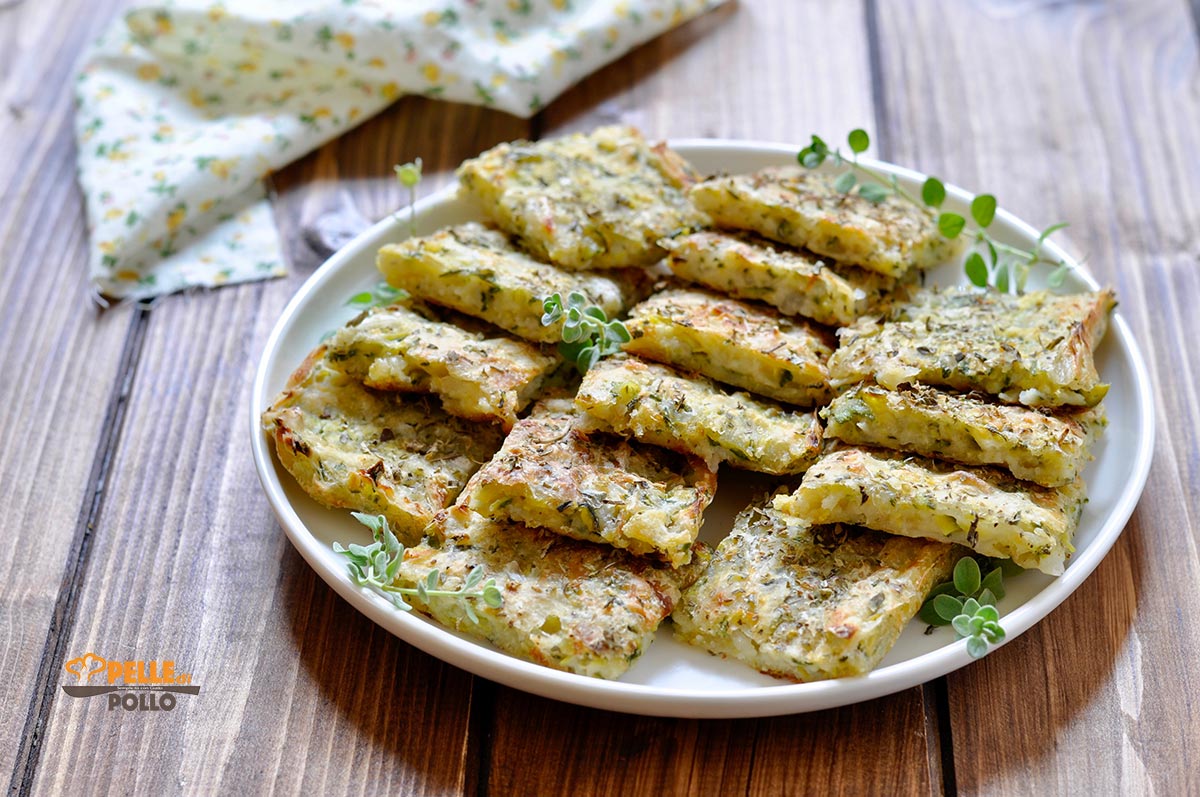 Focaccia veloce con zucchine e cipolla