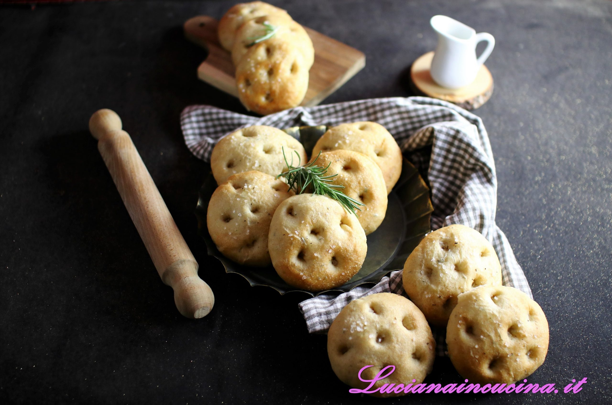 Focaccine al latte di soia