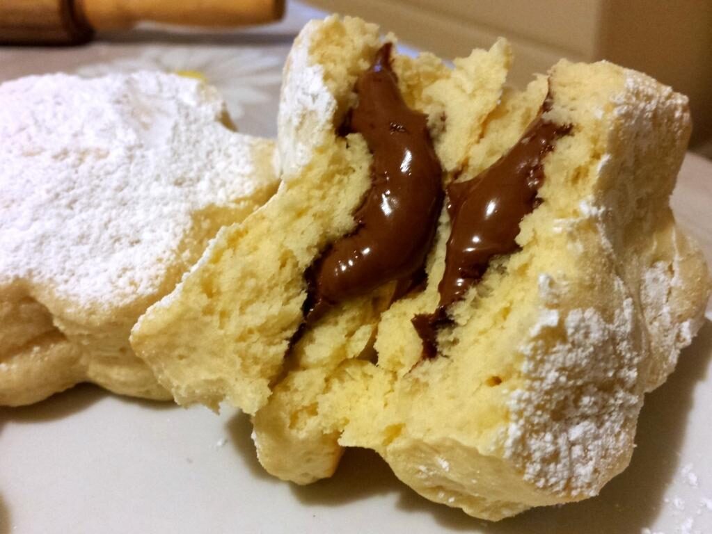 Focaccine alla nutella al forno