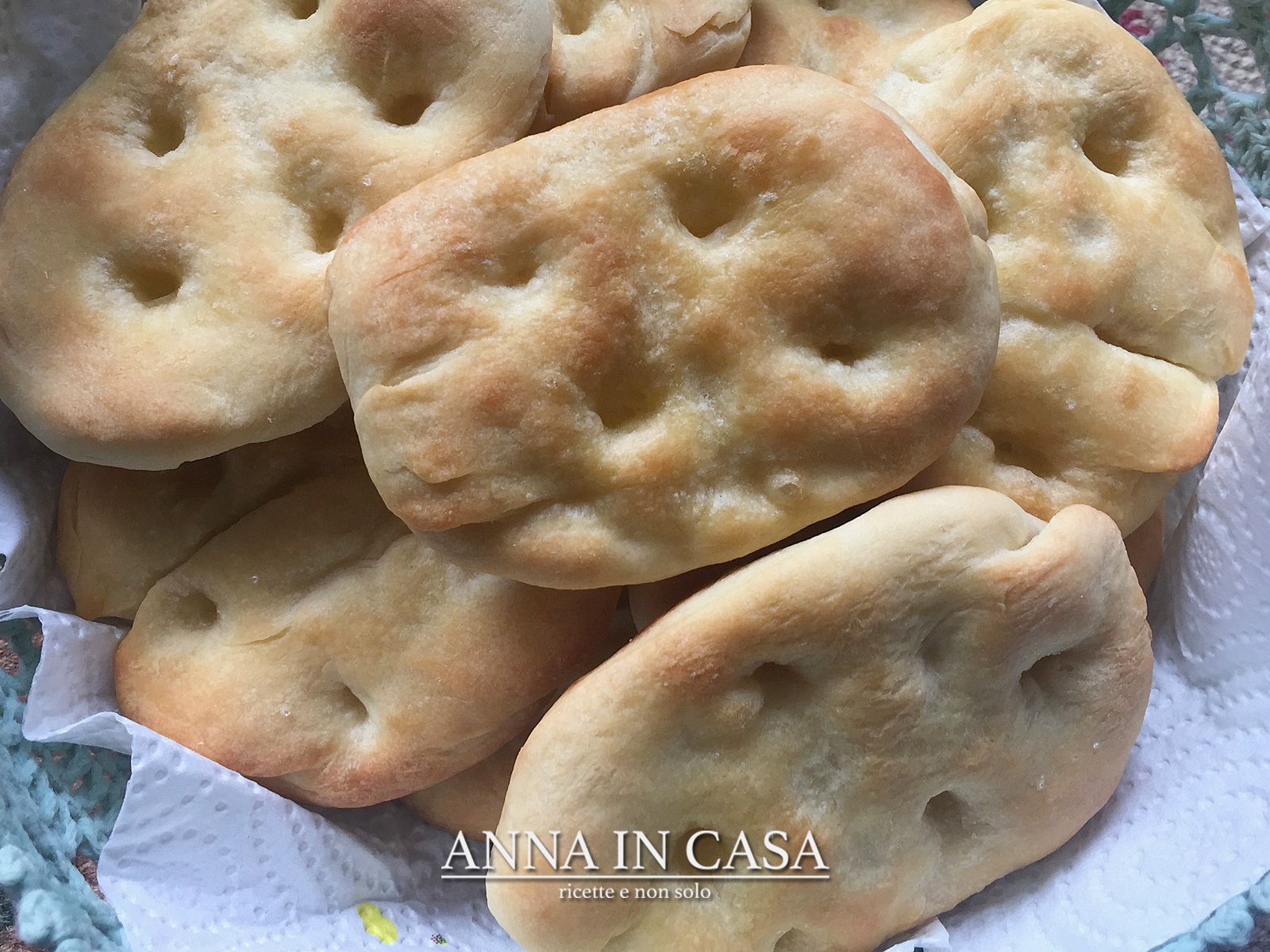 Focaccine con o senza bimby – ricetta passo passo