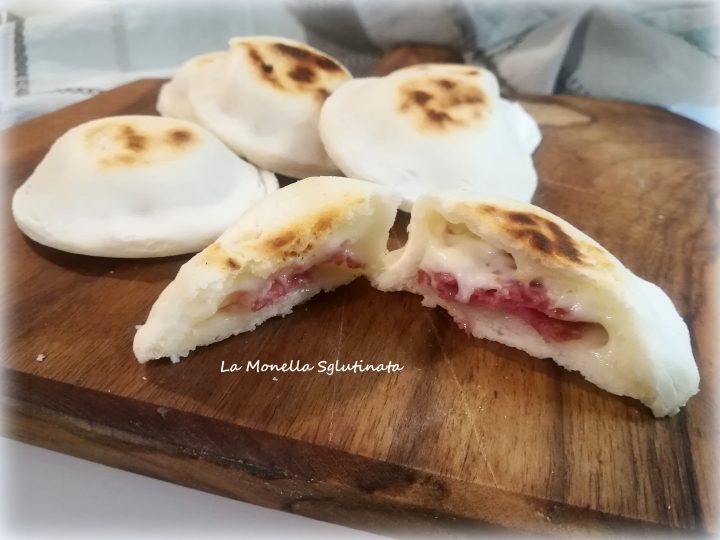 Focaccine ripiene in padella senza glutine