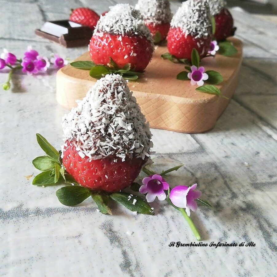 Fragole al cioccolato e cocco