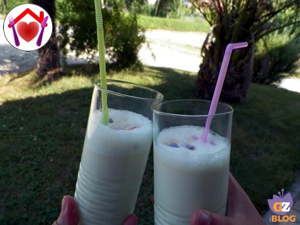 Frappè al cioccolato bianco e fior di latte