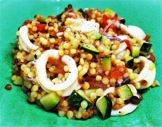 Fregola with squids and zucchini