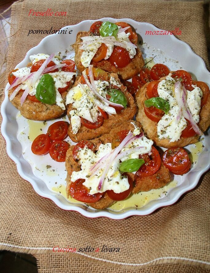 Freselle al pomodoro