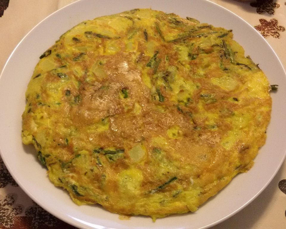 Frittata con asparagi e patate
