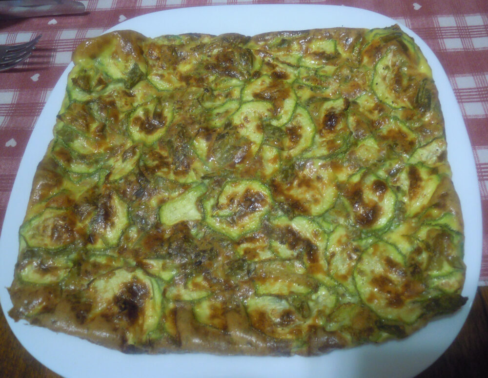 Frittata con cipollotti e zucchine