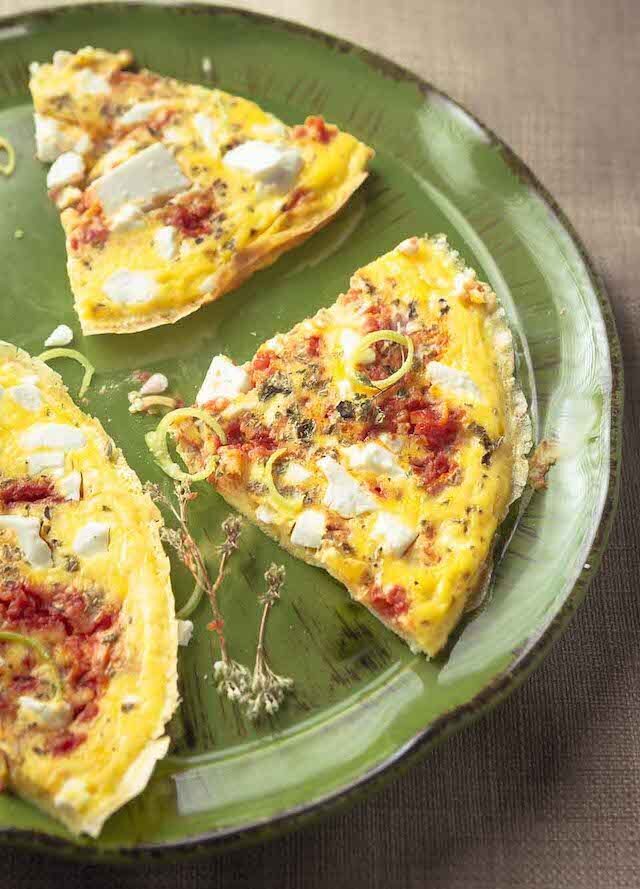 Frittata con feta greca e origano