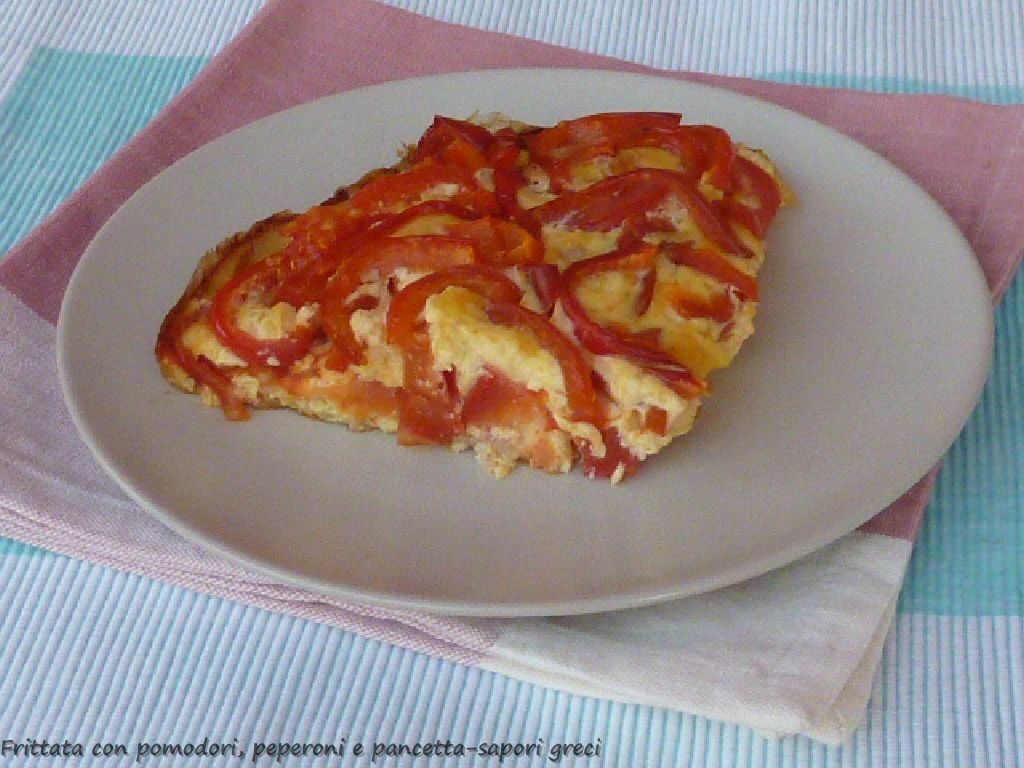 Frittata con pomodori, peperoni e pancetta