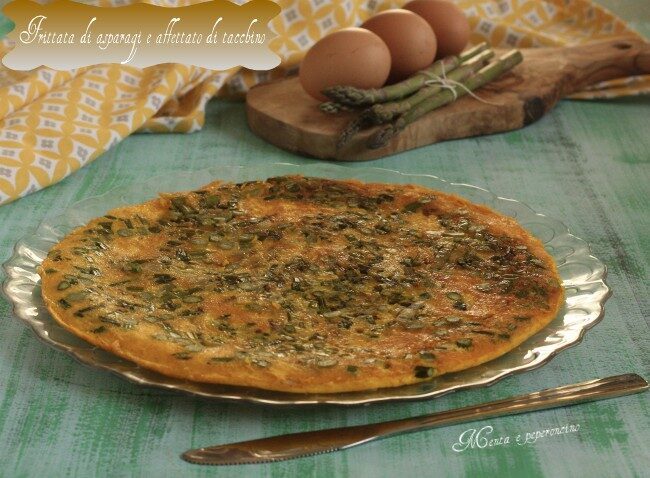 Frittata di asparagi e affettato di tacchino