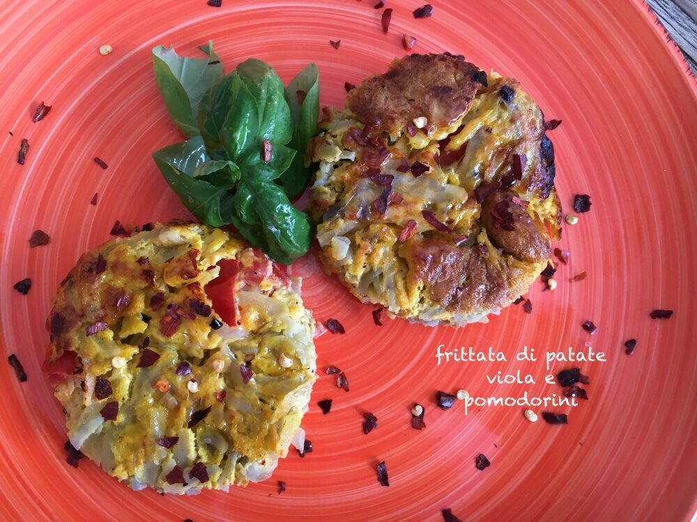 Frittata di patate viola e pomodorini