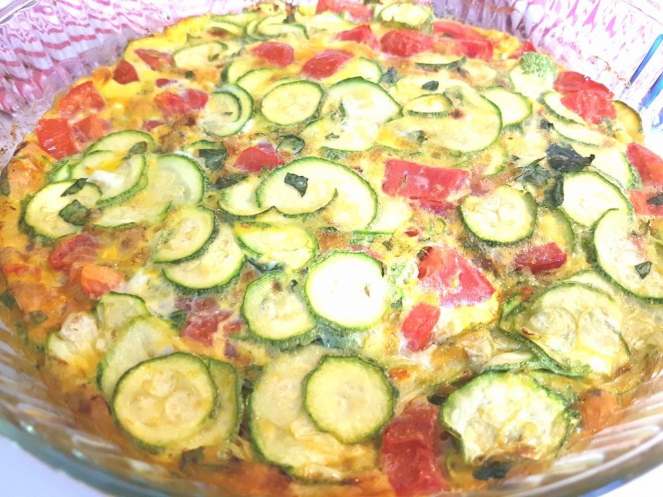 Frittata di pomodori basilico e zucchine