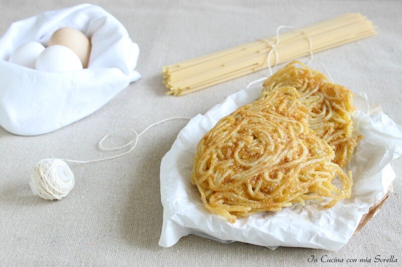 Frittatine di spaghetti napoletane