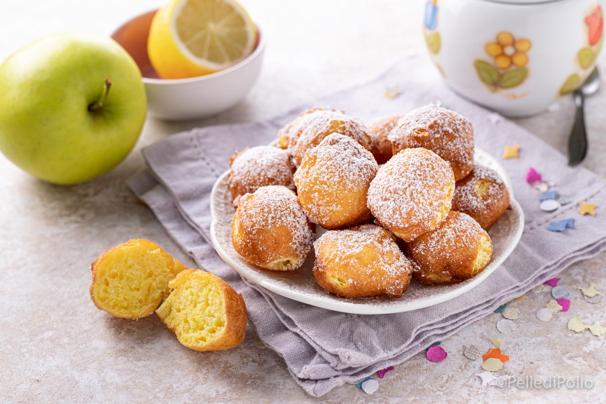Frittelle alle mele e yogurt