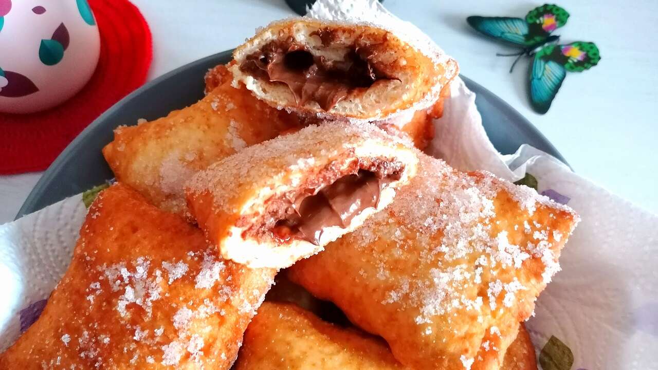 Frittelle allo yogurt e nutella, con e senza bimby